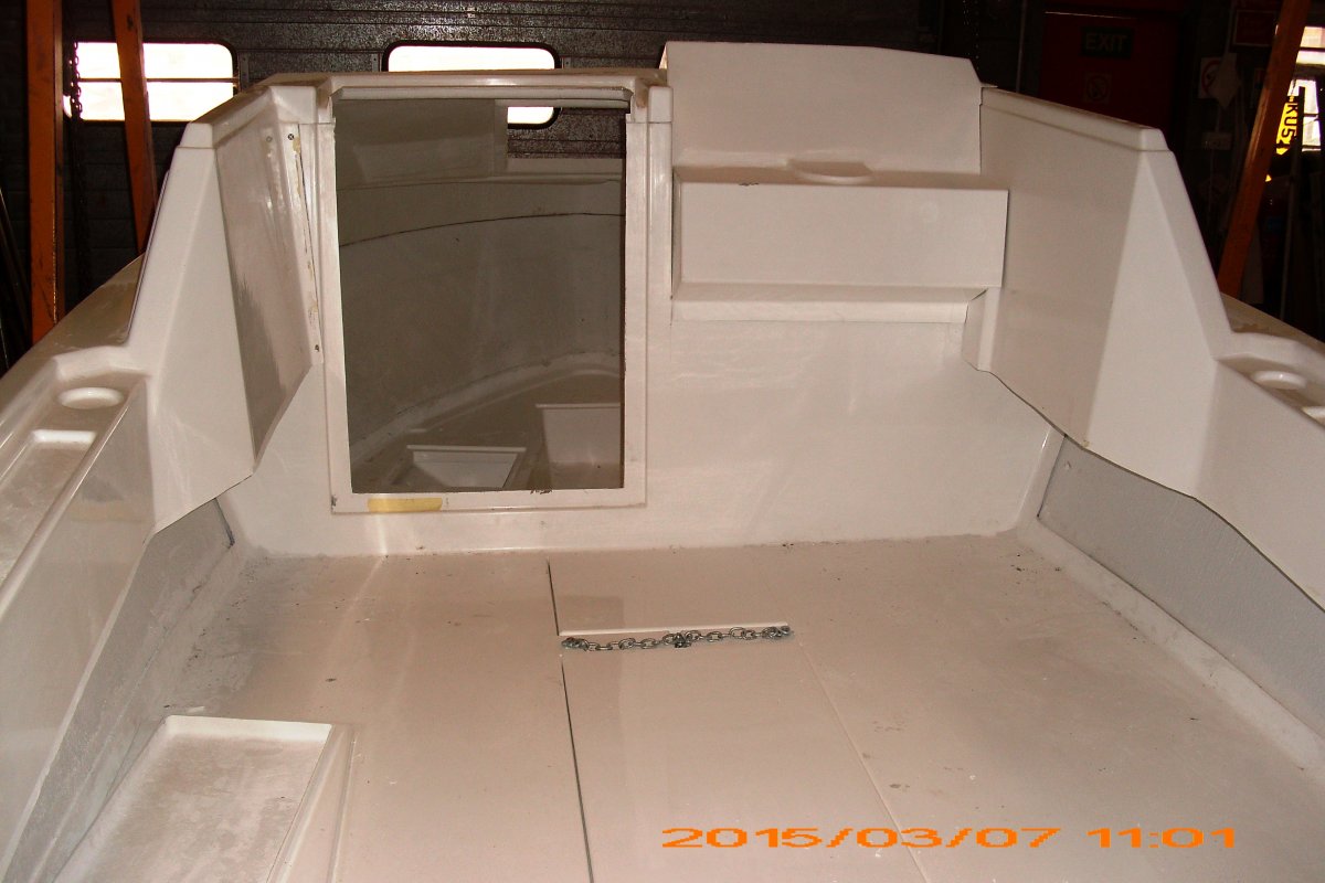 hull, ringdeck and bulkhead bonded together.jpg